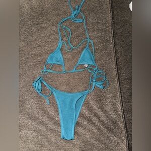 Chic Teal Bikini Set